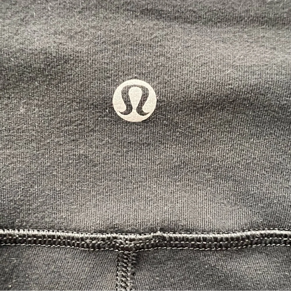 Lululemon Woman black Tight leggings size 6 - Picture 16 of 16